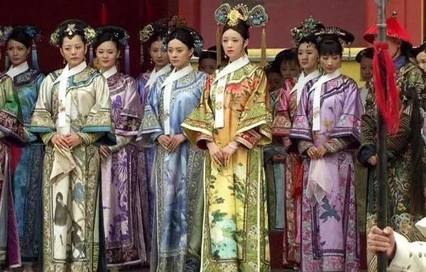 清代后妃的等级待遇:分八级,皇后最高级、答应最低级