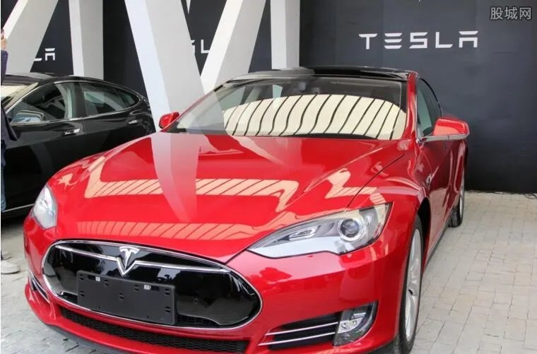 特斯拉宣布裁员 马斯克大量裁员背后原因揭秘