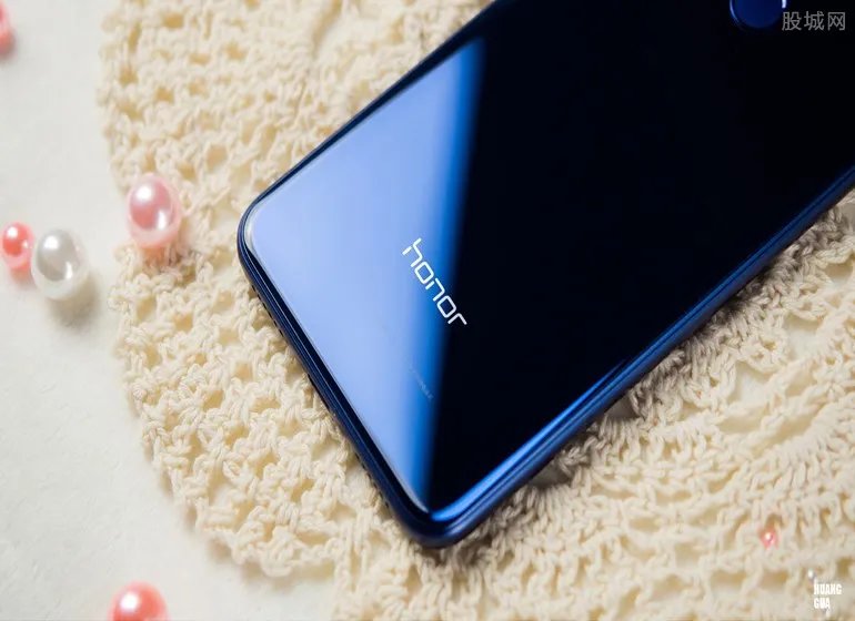 荣耀Play将发布 1999元起售你会买吗