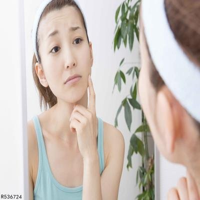 脸上有痤疮应该怎么办