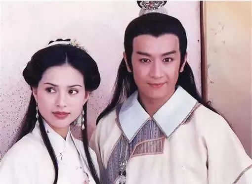 李若彤陈浩民同框21年后的今天:李若彤陈浩民剧照