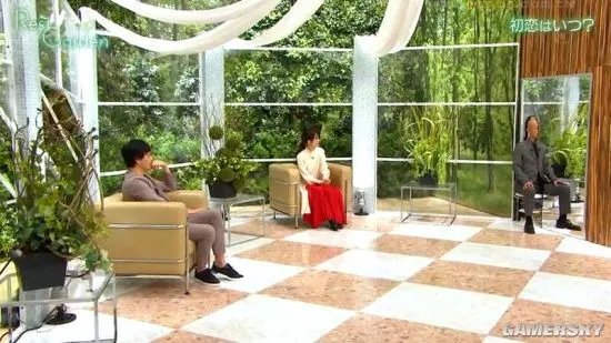 日本电视台深夜节目整活 艺人“分身”同时录两节目