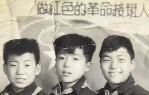 少先队建队70周年手抄报该写怎么写