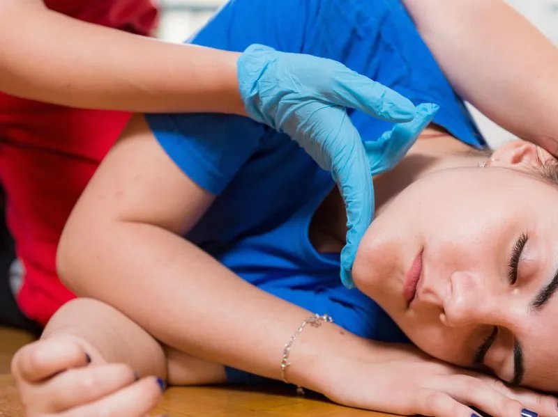 煤气中毒吃什么