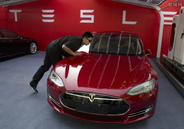 特斯拉车祸结果 揭秘司机最后六秒死亡真相