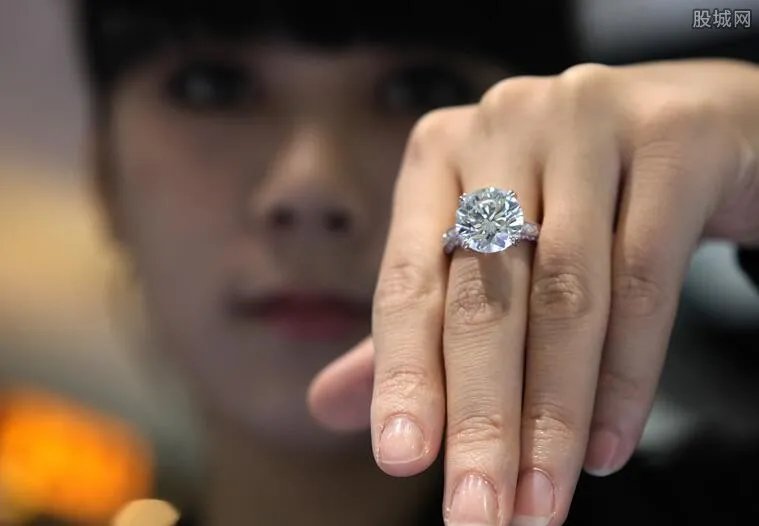 全球钻石供应过剩 钻石价格会下降吗?