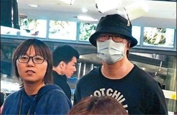 阿信蛋蛋妹分手了吗为什么分手 阿信蛋蛋妹恋爱几年为什么不结婚