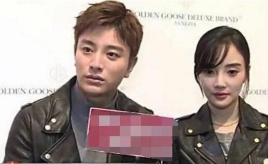 贾乃亮打李小璐图片什么情况?