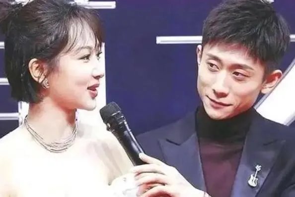 杨紫和老公结婚照片:张一山杨紫官宣结婚(都是谣言)