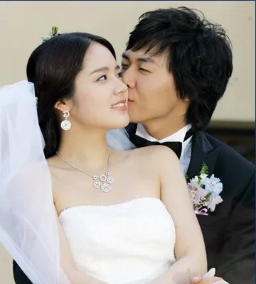 黄手帕韩佳人延正勋女儿诞生 求子艰难曾不幸流产