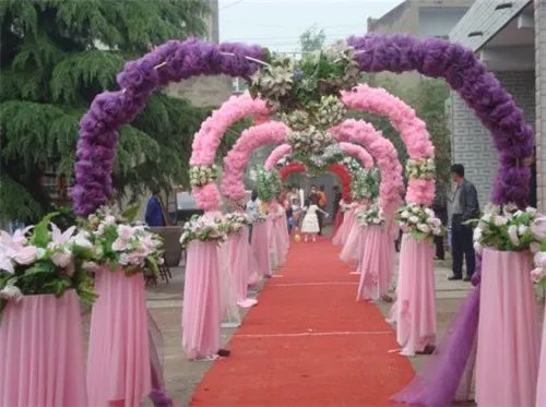 婚礼花门图片欣赏   如何布置婚礼花门