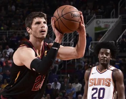 骑士胜太阳的比分是多少?