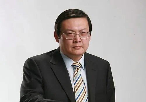 梁宏达结了几次婚现任妻子方琼资料照片 梁宏达结婚为啥不要孩子