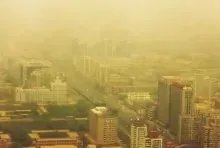 中央气象台继续发布沙尘暴蓝色预警，沙尘暴如何预防和治理？