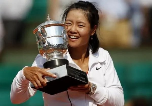 李娜被打耳光事件