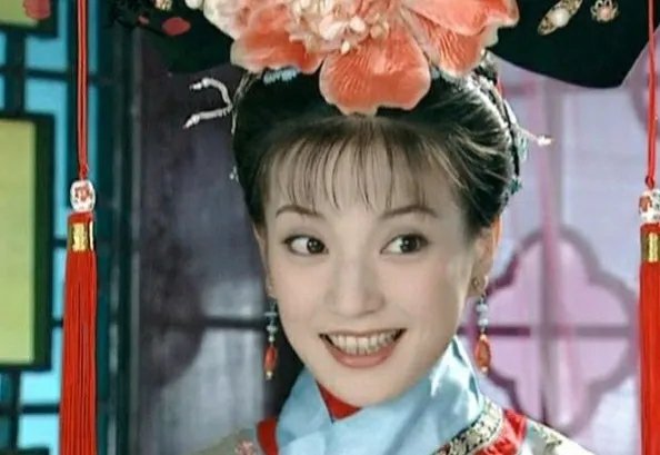 当导演时的赵薇