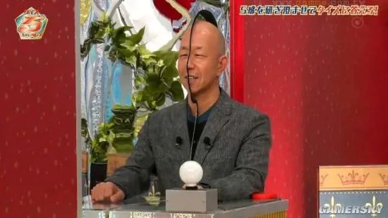 日本电视台深夜节目整活 艺人“分身”同时录两节目