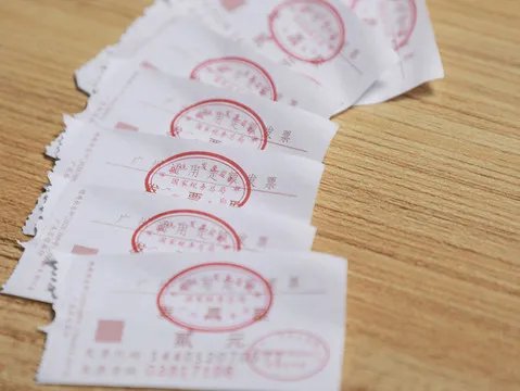 桂林导游强制消费,怎么维护游客的合法权益