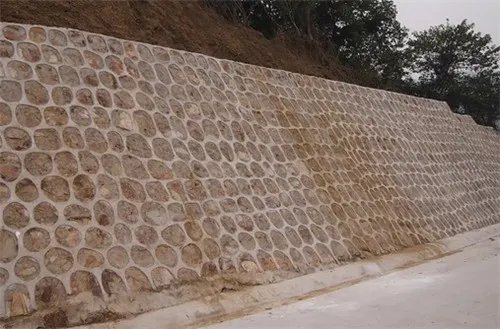 毛石挡土墙和混凝土挡土墙的优缺点有哪些