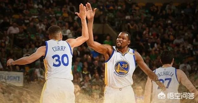 库里曾单场命中13记三分，生涯单场最高得分却只有54分，为什么？