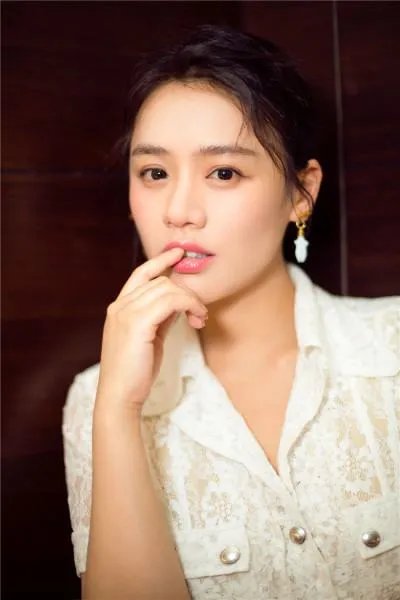 马思纯谢谢杨紫最难时候的陪伴，她们之间的关系有多好？