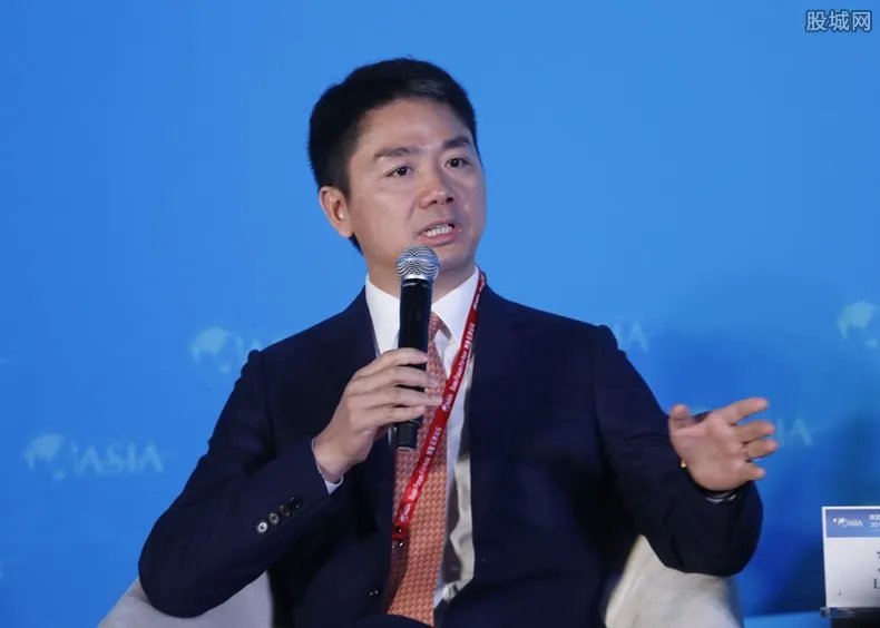 刘强东微博哭穷 刘强东个人资产多少亿