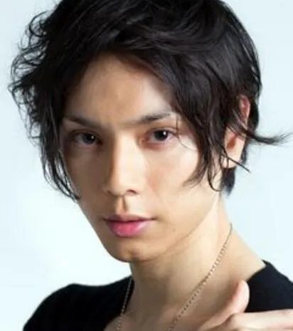 水岛宏绚香离婚危机 前者被曝人气下滑埋怨妻子