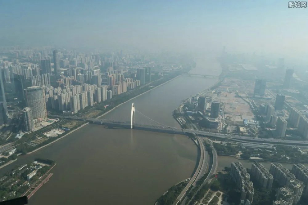 男子卖散煤被拘留 严打污染环境行为被抓正着