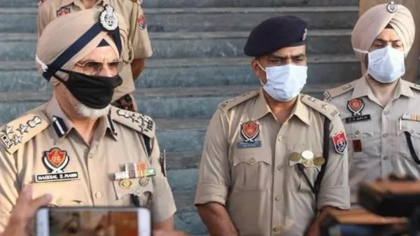 印度假酒案致98人死亡,印度的假酒怎么上市的?