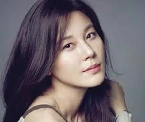 韩国艺人金荷娜男友是谁？ 被爆与与小1岁企业家相恋