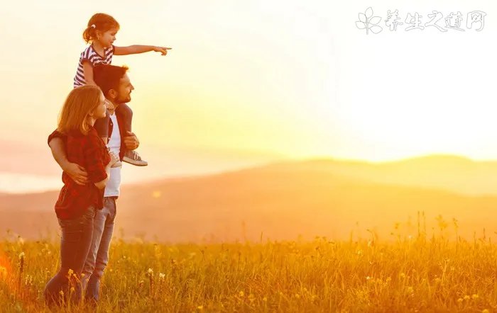 精华液一天用几次合适呢?精华液一般一天涂几次?