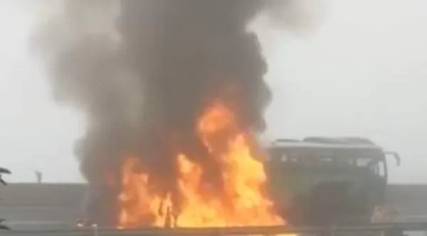 贵州毕节两车追尾起火致7人身亡，灾难到底是怎么发生的？