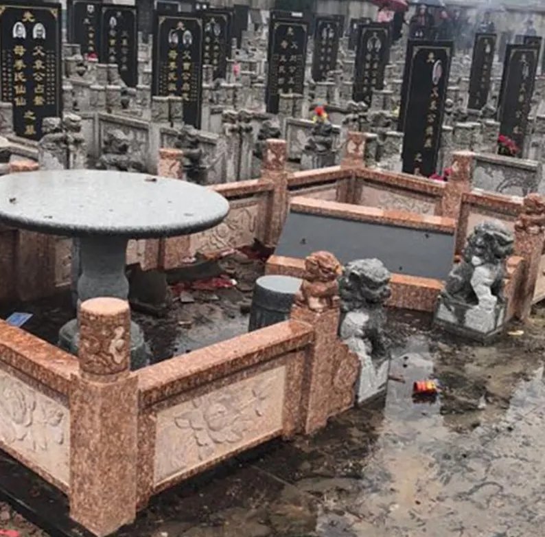 女子母亲墓地两次被毁是什么情况？