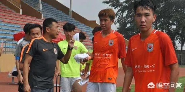 中国足协受理山东鲁能和胡琨的纠纷仲裁案,你怎么看?