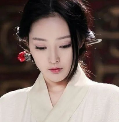 王洁曦整容前的样子曝光 花样年华去世众星惋惜