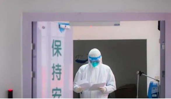 武汉协和医院一护士坠楼,现在情况如何?