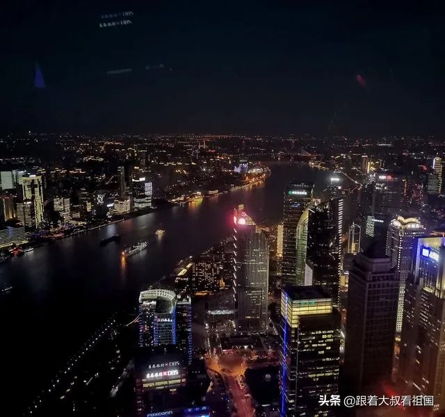 上海东方明珠塔好玩吗？