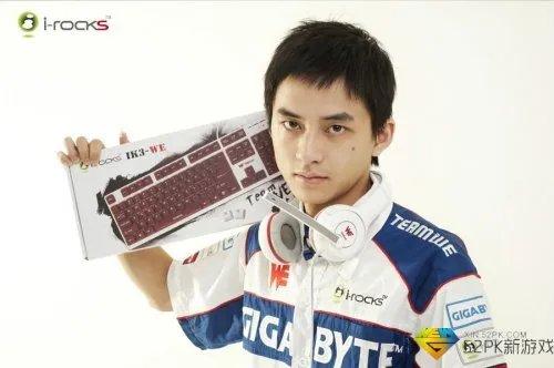 英雄联盟最经典比赛(二):偷塔狂魔王草莓