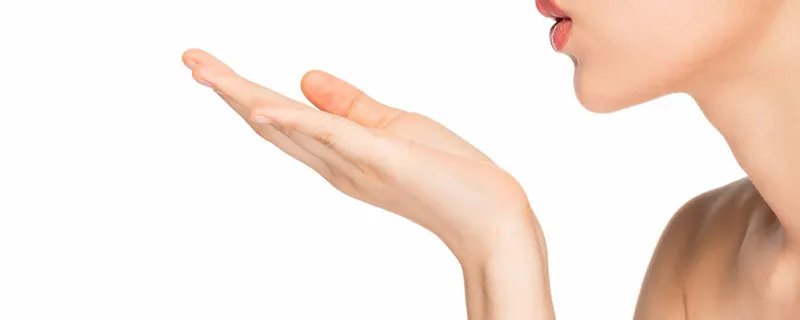 唇彩保质期是多久 唇彩保质期一般是多久