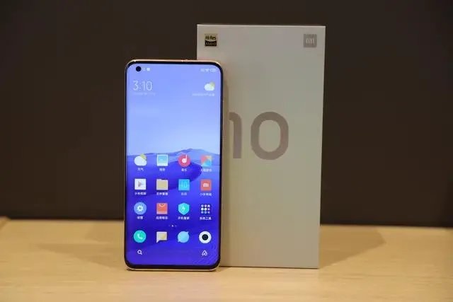 智能手机出货量下降11.7%,买小米还是等iPhone 12?