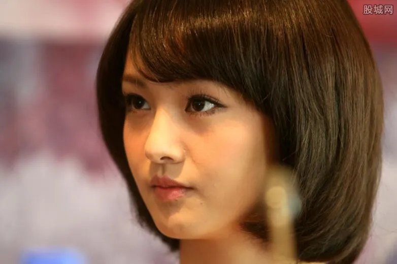 郑爽发声明斥谣言 郑爽怎么跟高晓松扯上关系了