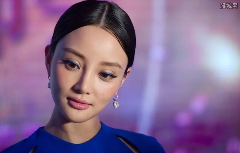 骗李小璐男子被抓 揭秘李小璐被骗的真实原因