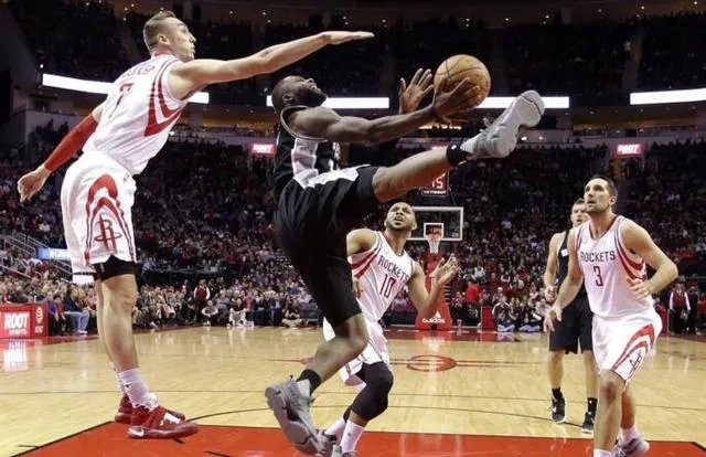 火箭队已经三连败，需要改进哪些方面？