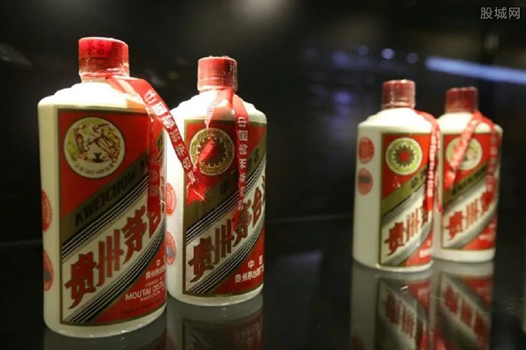 暗访假茅台产业链 黑心商家卖假茅台年赚百万