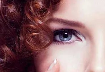 眼皮吸脂手术安全吗