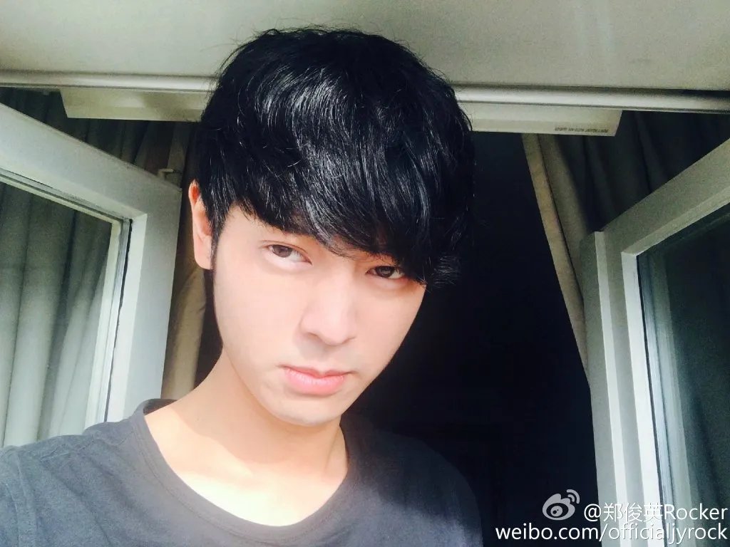 郑俊英歧视不喜欢中国人真假 那他青岛初恋是怎么回事