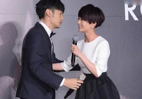 网曝李荣浩首认恋情 婚后想生一男一女