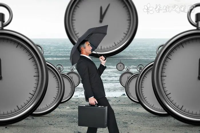 移动硬盘不转了怎么办