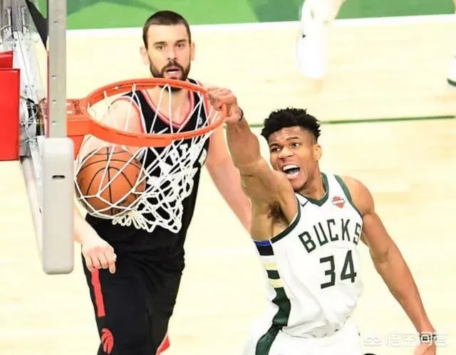 字母哥30分对飙卡哇伊31分，雄鹿大胜猛龙取得2：0领先，这轮系列赛还有悬念吗？