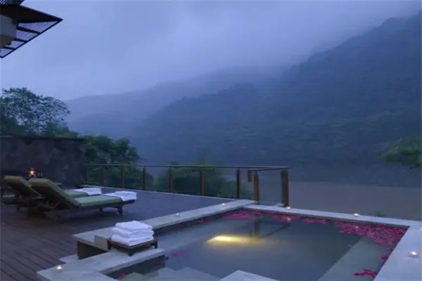 中国十大最好的酒店:钓鱼台国宾馆上榜,它修建于深坑之内